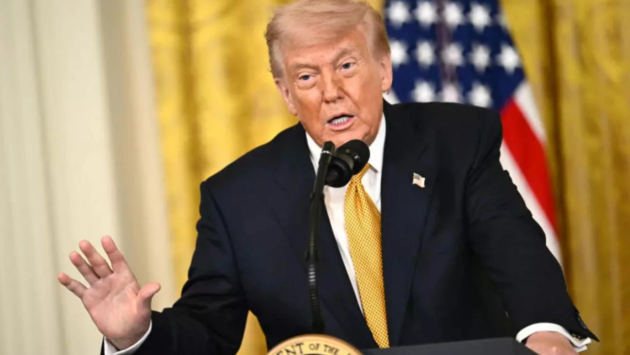 Donald Trump says United States is prepared to strike a deal if Iran halts its nuclear programme for 20 years.