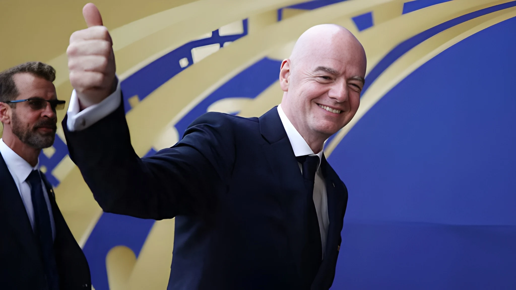 FIFA apologises to members as Infantino holds crisis meeting
