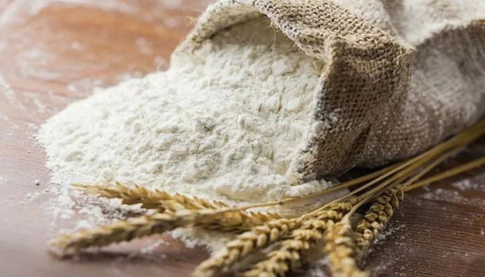 New flour prices have been announced in Karachi, with fine flour set to retail at Rs 121 per kilogram.