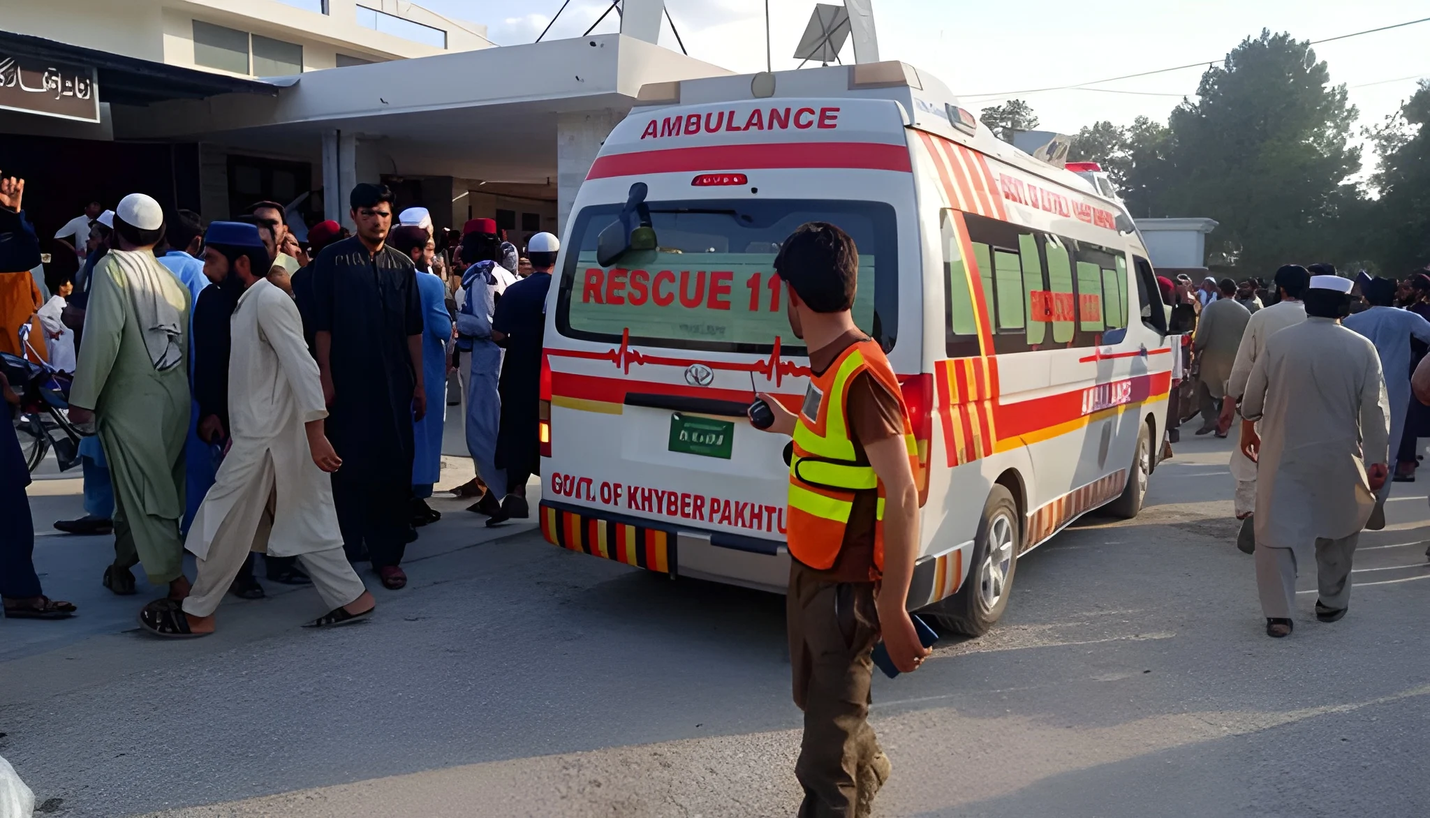15-martyred-as-suicide-bomber-targets-swat-police-station