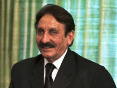 accident-involving-justice-iftikhar-s-vehicle-leaves-two-injured