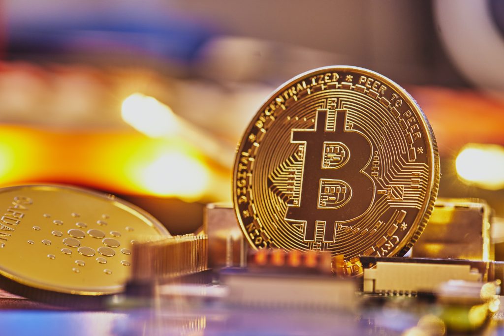 bitcoin-surges-past-106-000-on-strategic-reserve-hopes