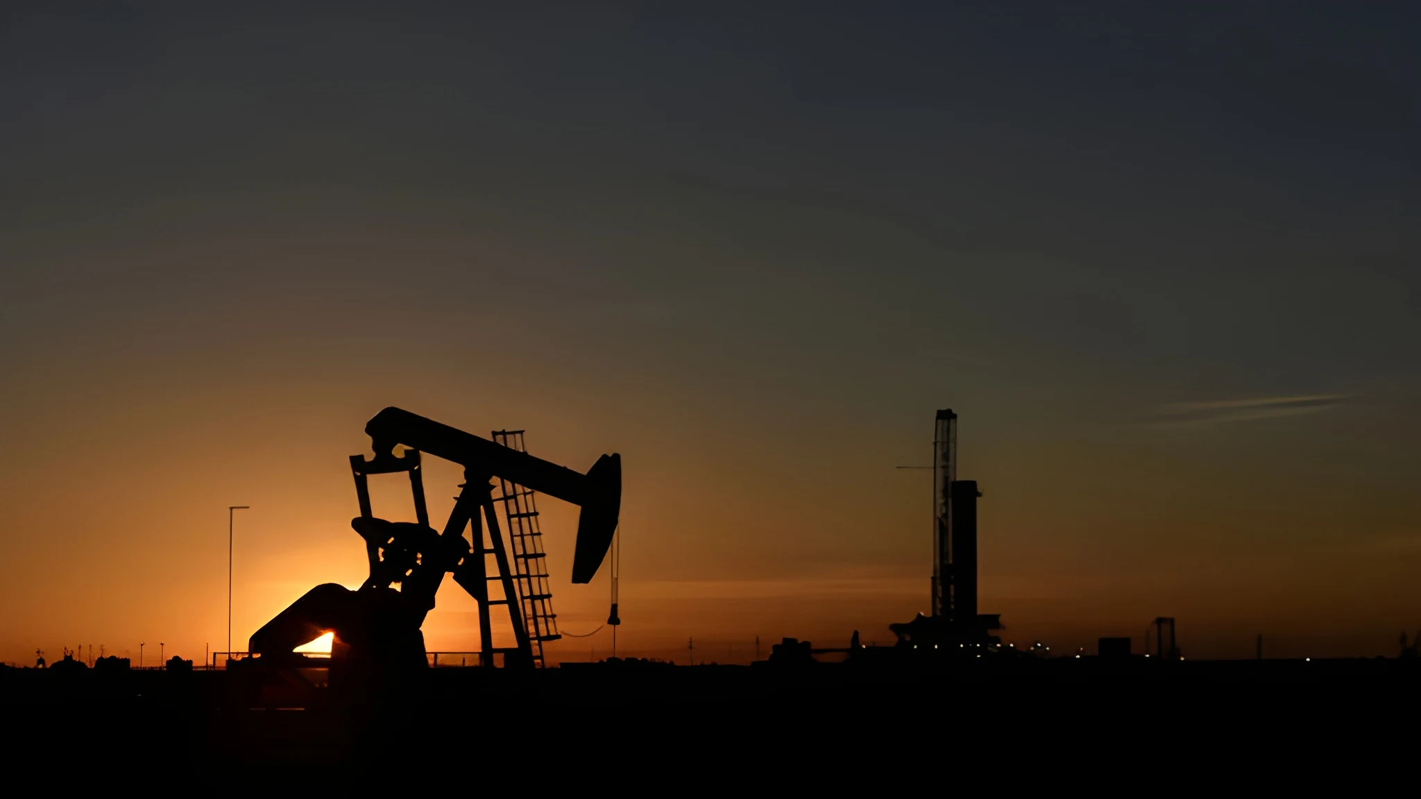 brent-oil-tops-90-amid-usiran-strikes