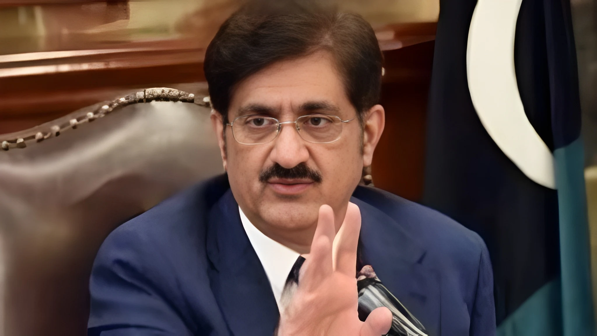 cm-sindh-directs-completion-of-modern-hospital-in-larkana-by-2028