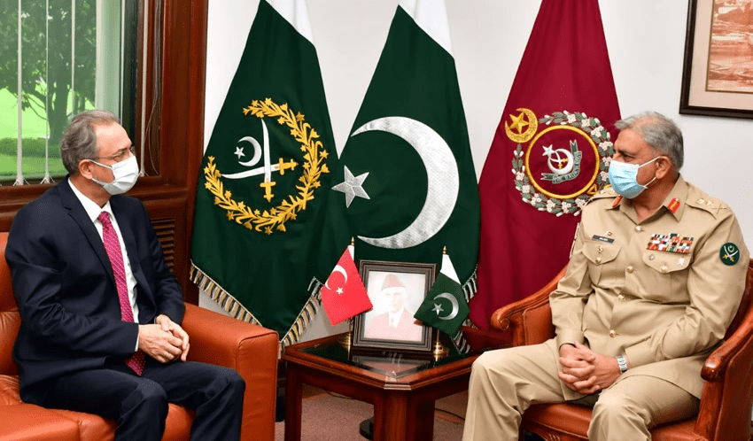 coas-qamar-bajwa-turkish-envoy-discuss-defence-and-security-collaboration