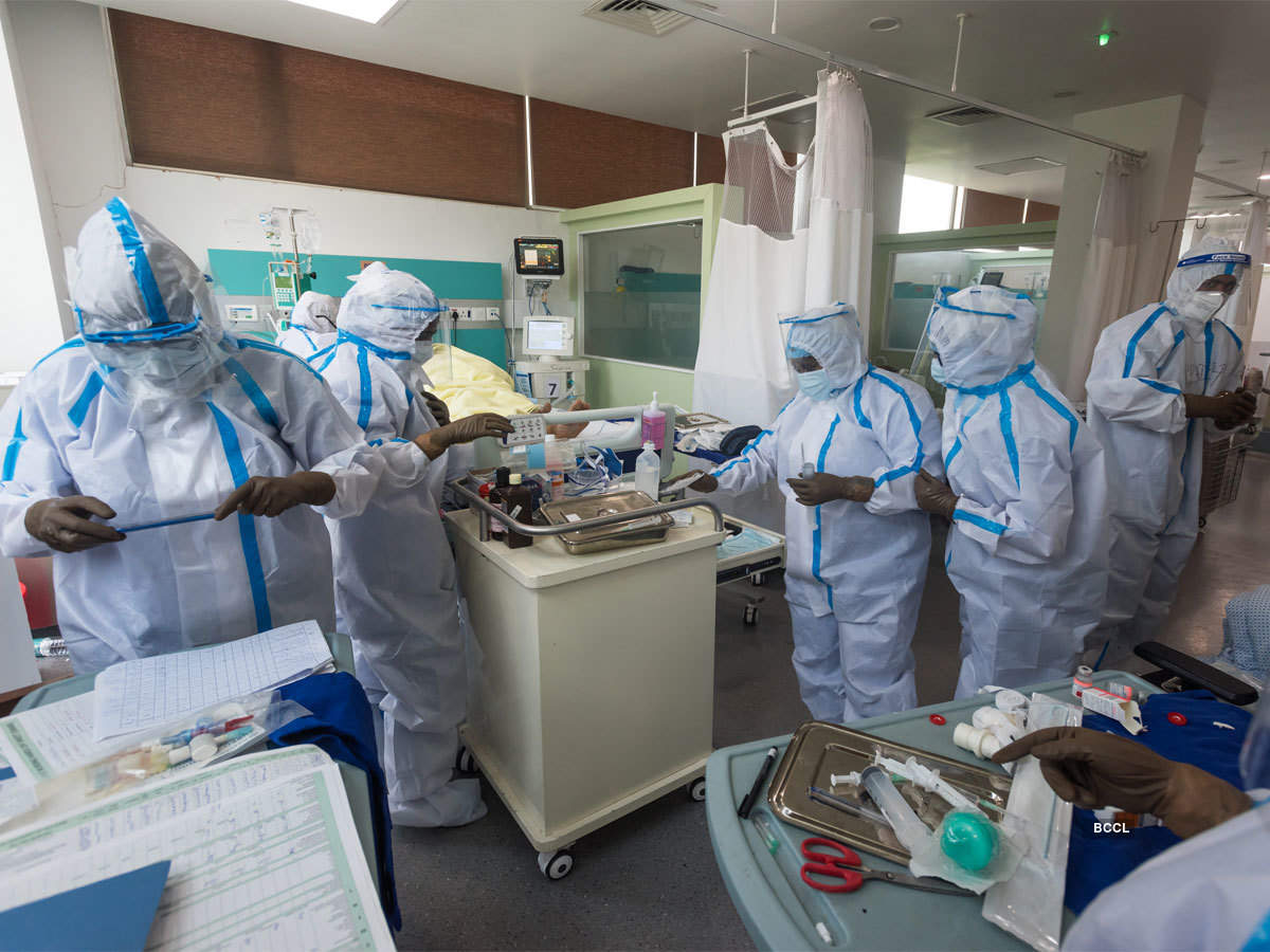 coronavirus-pakistan-reports-5-196-new-cases-15-deaths