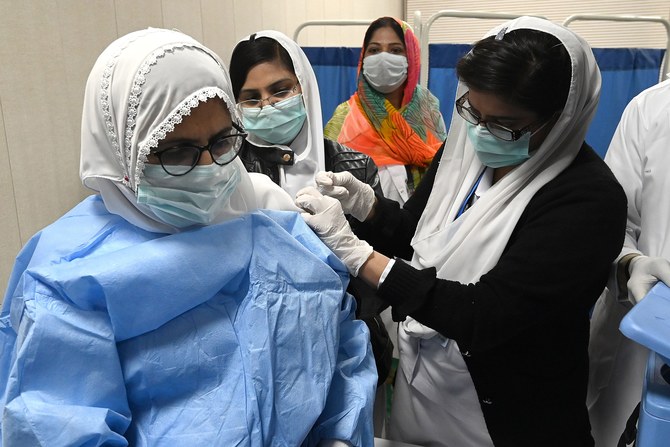 covid-19-pakistan-sees-significant-decline-in-daily-fatalities