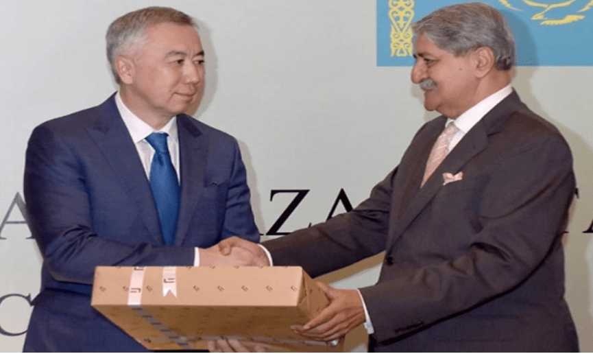 deputy-pm-of-uzbekistan-arrives-pakistan-on-an-official-visit