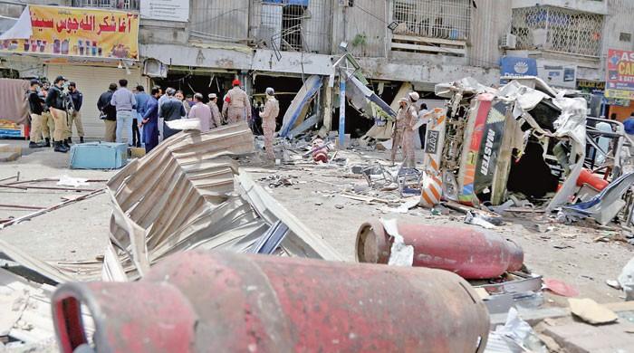 explosion-at-cylinder-shop-in-lahore-s-garden-town-area