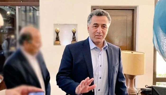 faizabad-dharna-inquiry-commission-gives-clean-chit-to-faiz-hameed