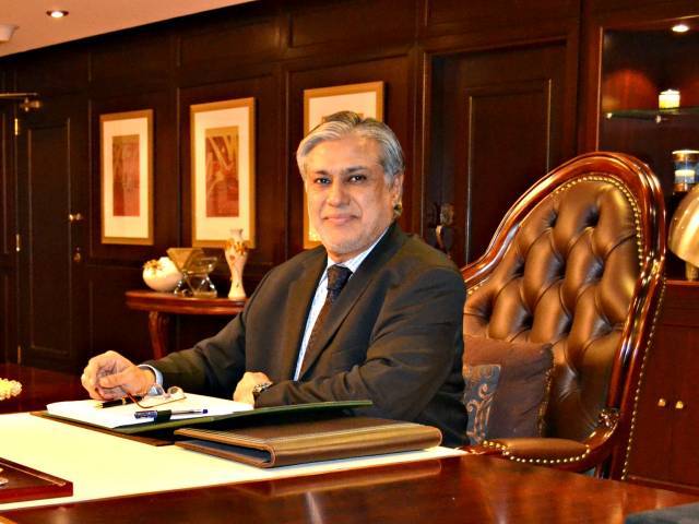 finance-minister-ishaq-dar-leaves-for-us