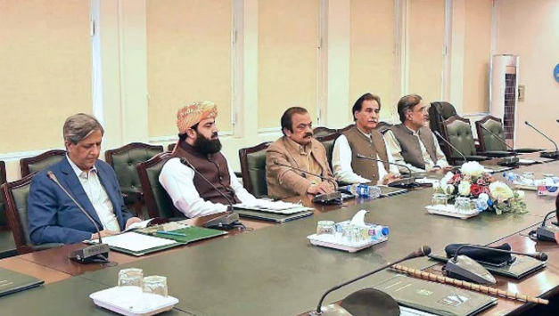 government-planning-to-file-treason-case-against-imran-khan-over-chaos-in-pti-s-long-march