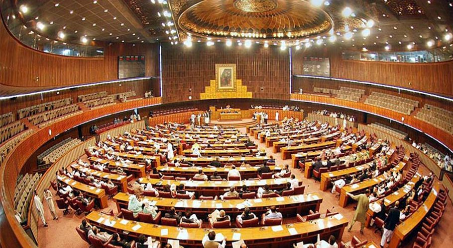 govt-clips-nab-s-wings-further-passes-second-nao-amendment-bill-in-na