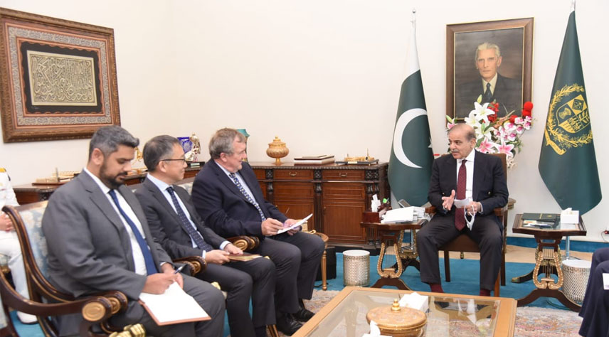 govt-taking-every-possible-step-to-facilitate-investors-says-pm