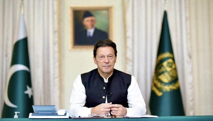 govt-trying-to-overcome-barriers-to-ensure-smooth-investment-in-country-says-pm