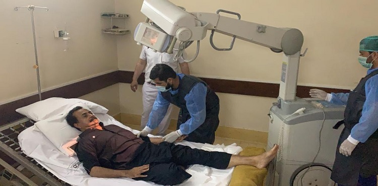 haleem-adil-sheikh-moved-to-jinnah-hospital-over-health-issues