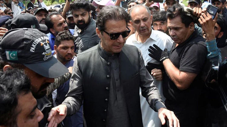 ihc-stops-administration-from-harassing-imran-khan-in-prohibited-funding-case