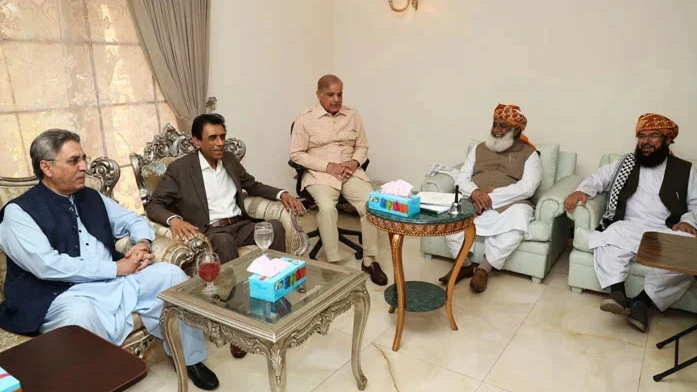 in-a-major-blow-to-pti-mqm-p-decides-to-support-opposition-s-no-confidence-motion