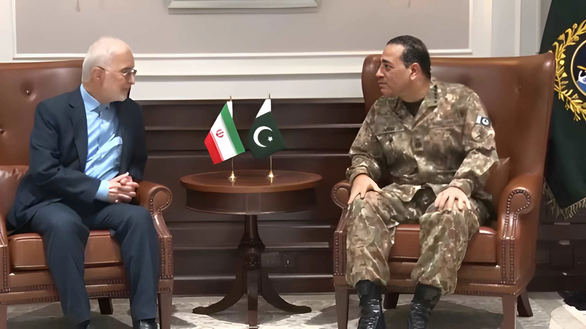 iranian-minister-meets-asim-munir-at-ghq