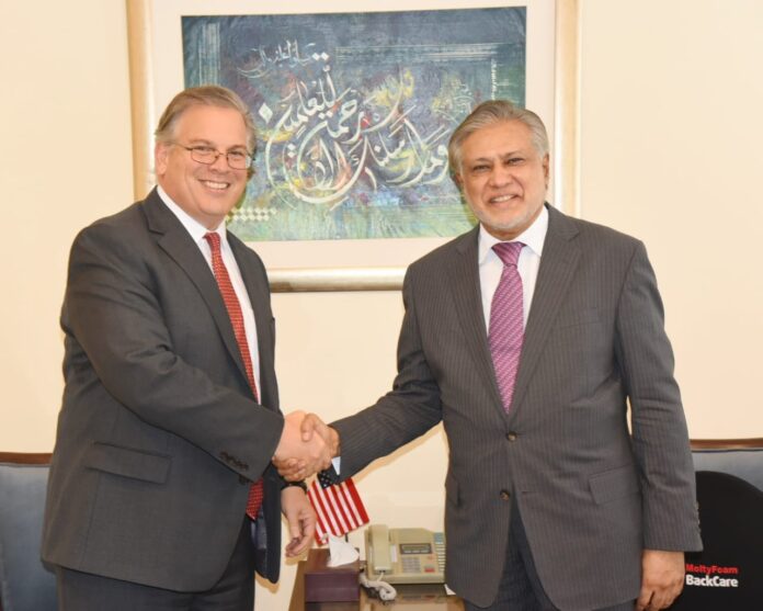 ishaq-dar-apprises-us-envoy-about-ongoing-post-flood-rehabilitation-projects
