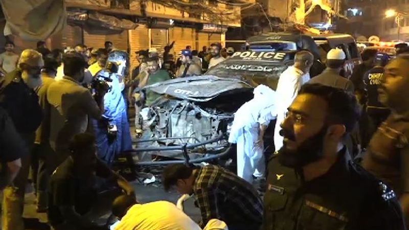 karachi-blast-one-killed-11-injured-in-bomb-explosion-near-memon-masjid