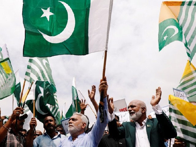 kashmiris-observing-accession-to-pakistan-day-today