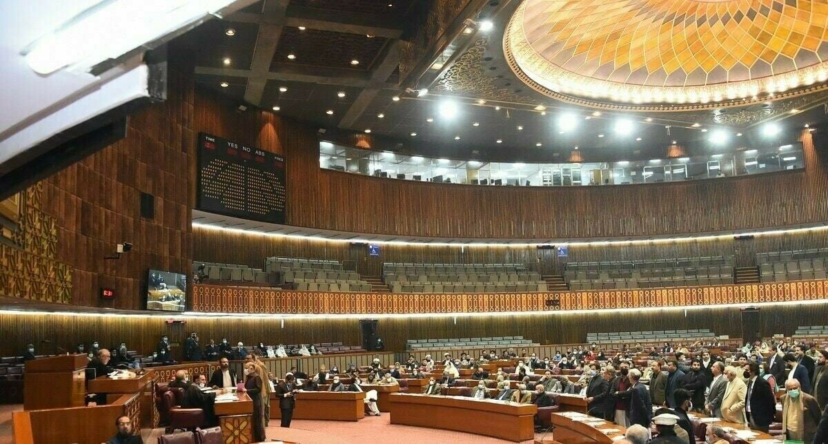 national-assembly-resumes-its-session-on-no-confidence-motion-today