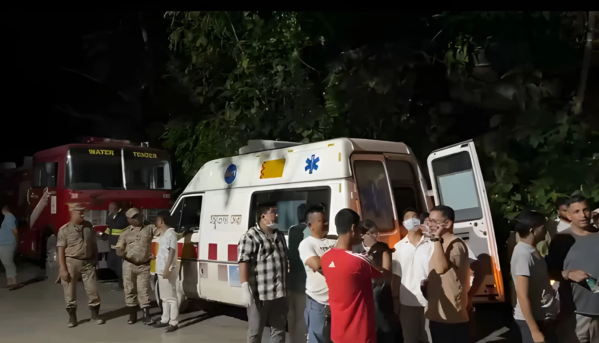 nine-dead-15-trapped-after-india-tunnel-collapse