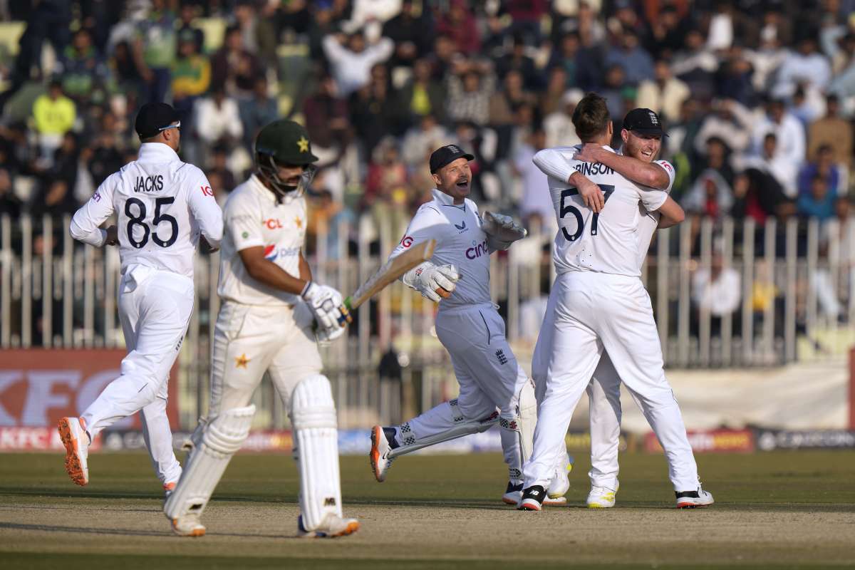 pak-vs-eng-england-beat-pakistan-by-74-runs-in-rawalpindi-test