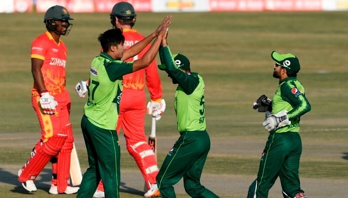 pak-vs-zim-pakistan-elect-to-field-first-after-winning-toss-in-2nd-t20i