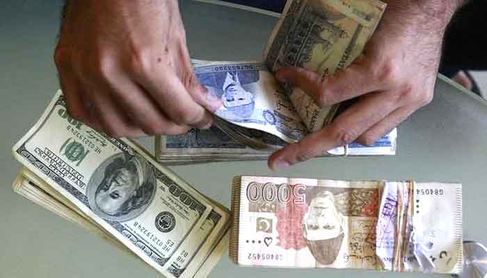 pakistan-s-foreign-exchange-reserves-hit-five-year-high