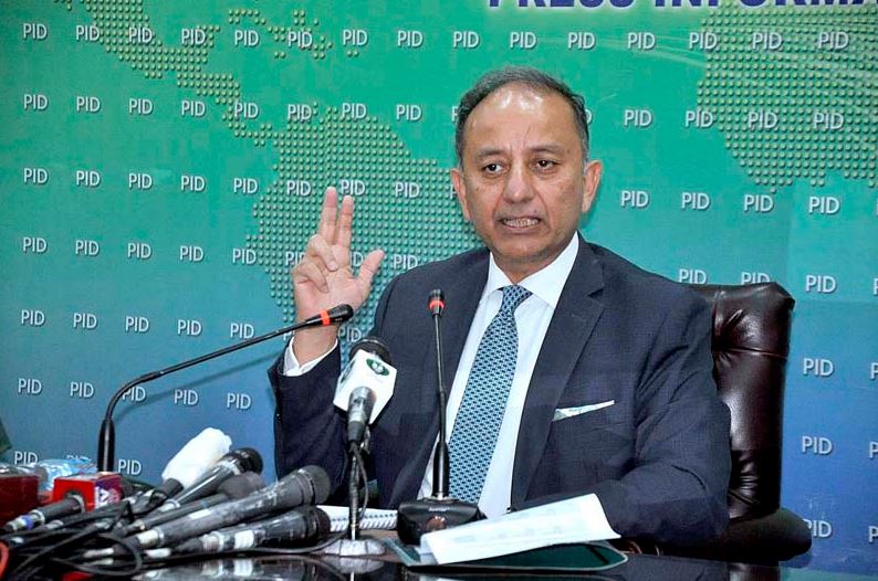 pakistan-to-get-cheaper-oil-from-russia-says-musadik-malik