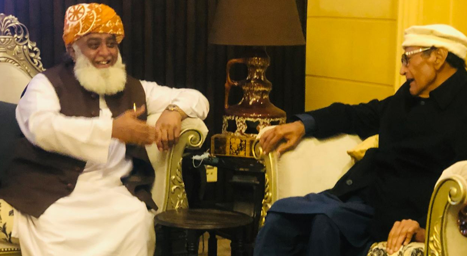 pdm-leader-maulana-fazalur-rehman-called-on-chaudhry-shujaat
