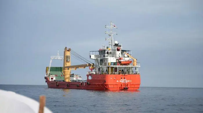 petrol-consignment-reaches-karachi-aboard-pnsc-ship-bolan