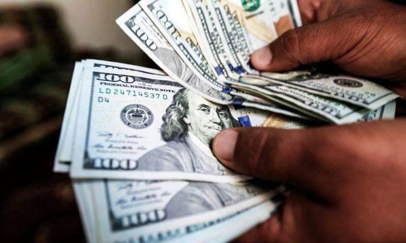 pkr-extends-gains-against-dollar-rises-rs1-40-as-govt-closes-in-on-imf-tranche