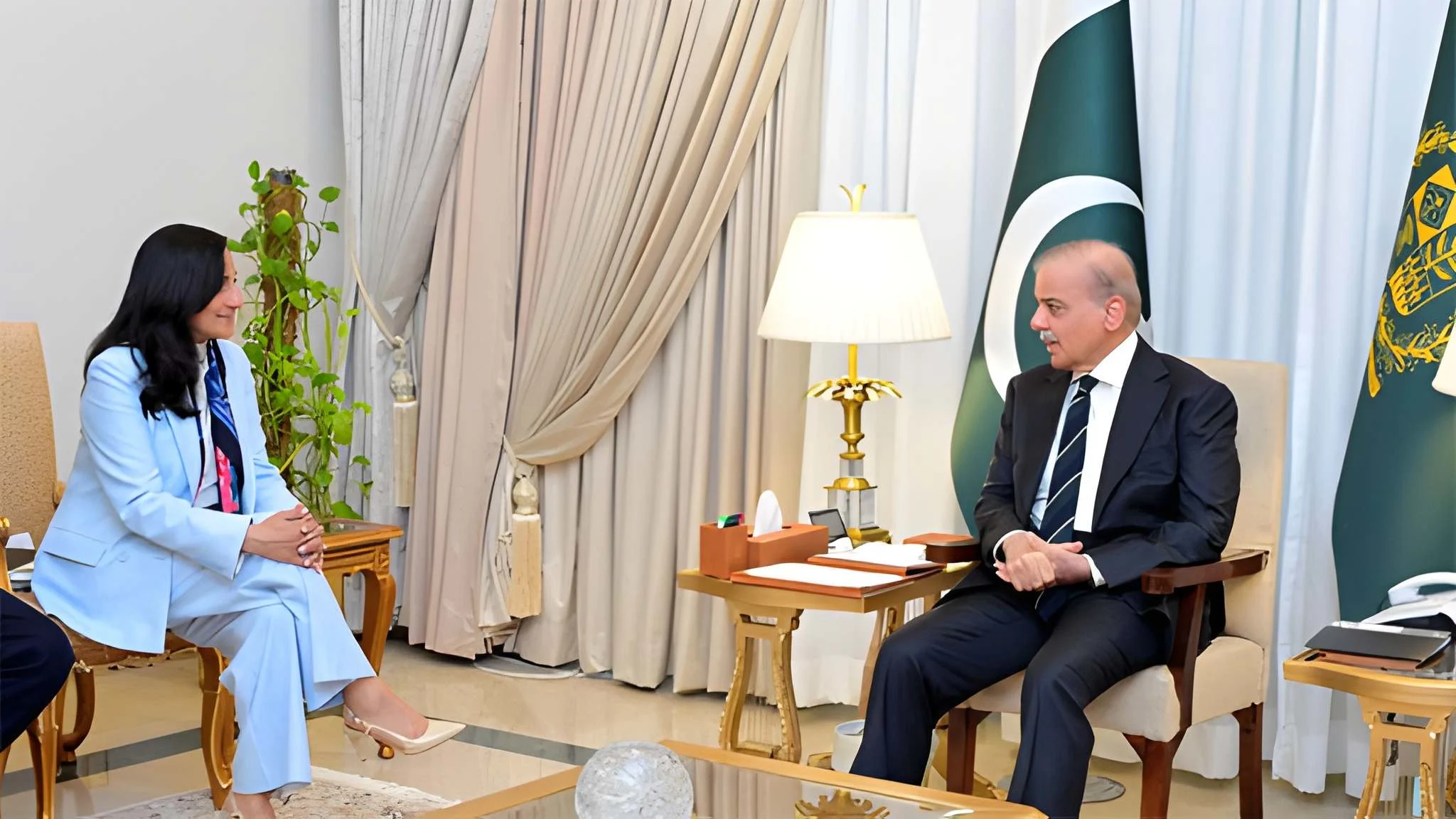 pm-calls-for-stronger-pakistancanada-ties