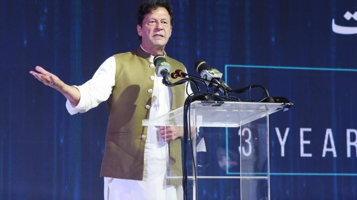 pm-imran-khan-to-share-govt-s-three-year-performance-report-today