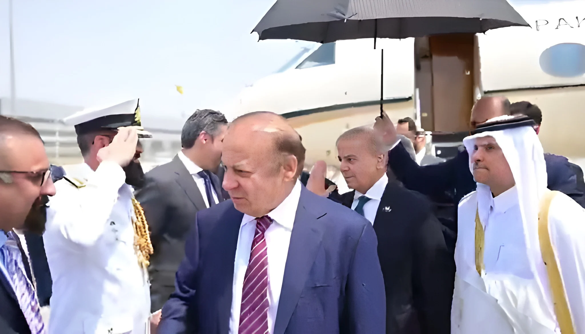 pm-shehbaz-arrives-in-doha-for-condolences