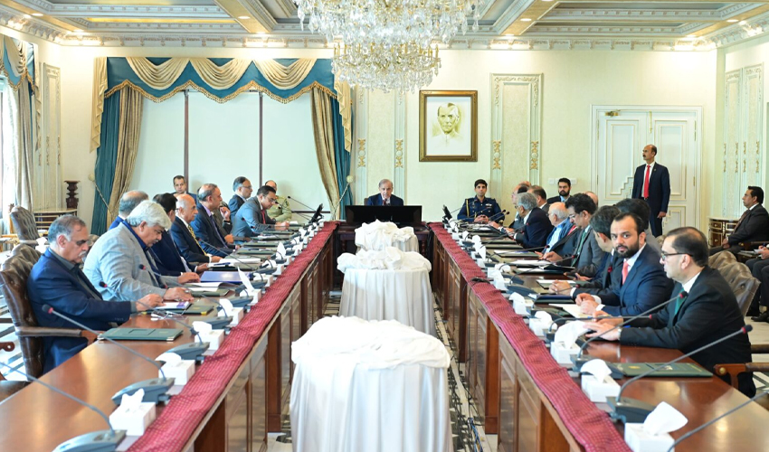 pm-shehbaz-chairs-federal-cabinet-meeting-to-assign-clear-targets-for-ministries