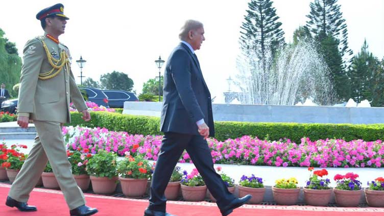 pm-to-pay-day-long-visit-to-karachi-today