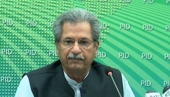 pti-demands-chief-election-commissoner-to-resign-ecp-to-be-disbanded