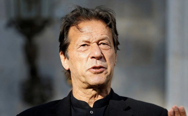 pti-voices-concern-over-reports-of-imran-khan-s-serious-eye-ailment