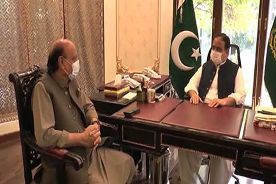 punjab-cm-usman-buzdar-law-minister-raja-basharat-discuss-political-situation