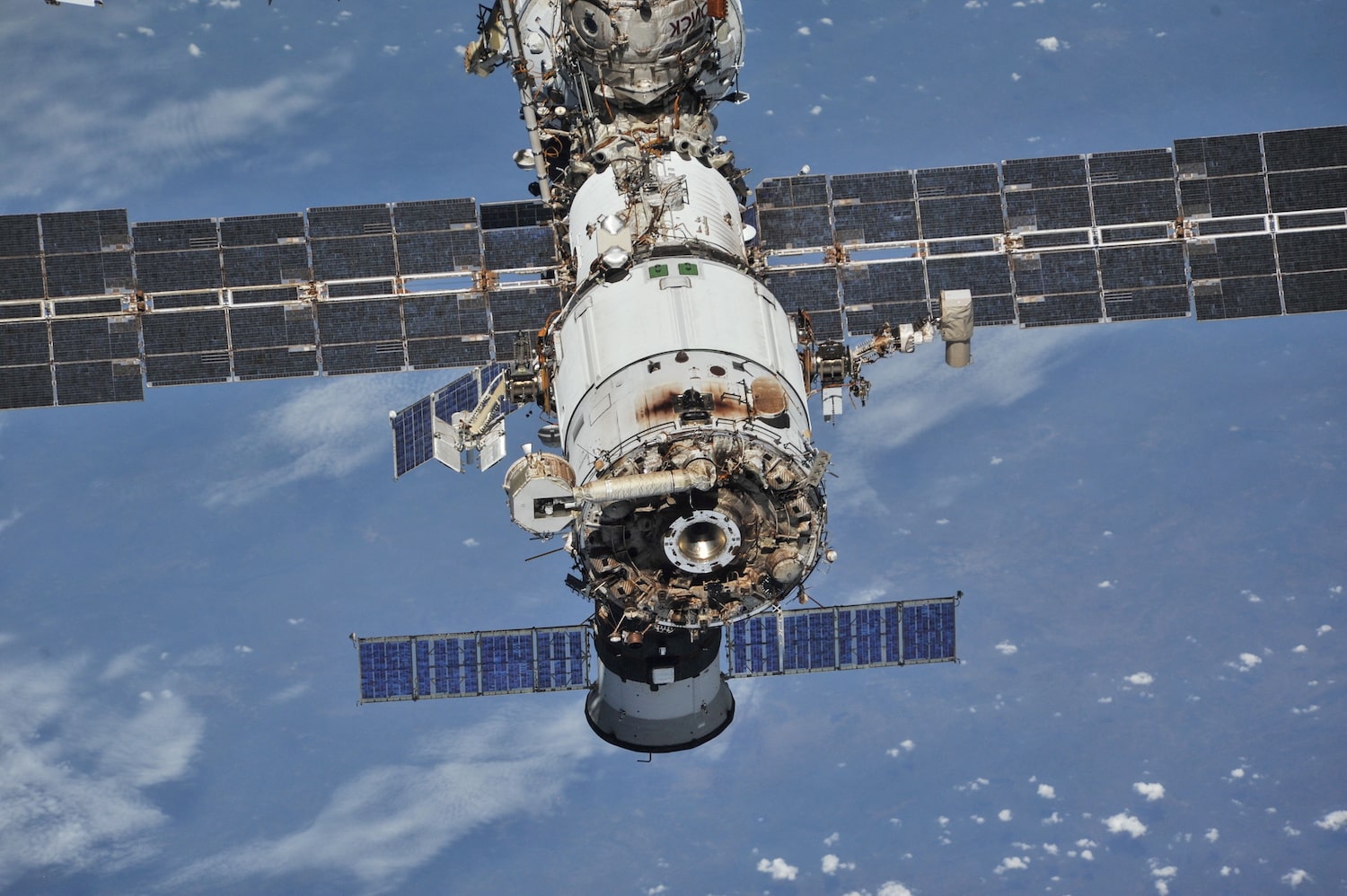 russia-to-send-capsule-to-rescue-crew-from-international-space-station