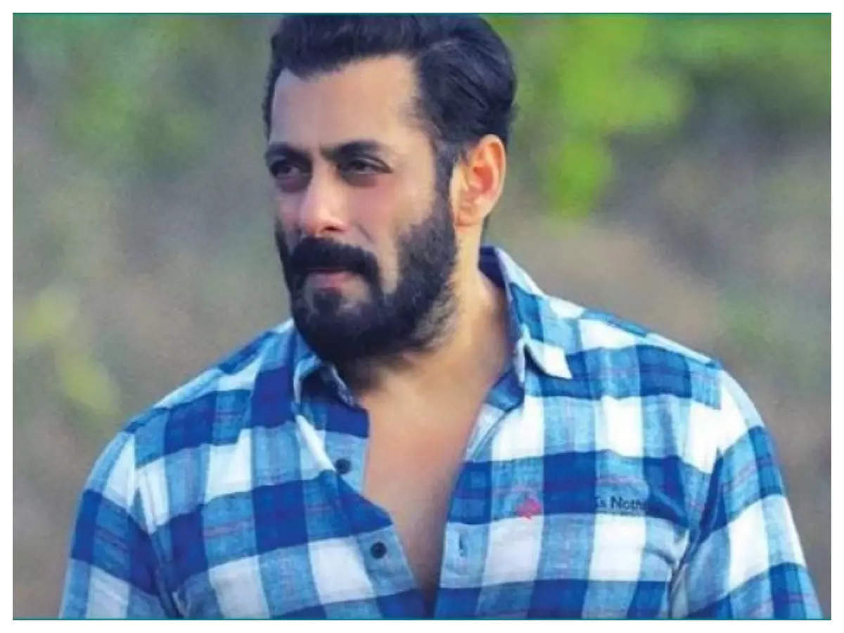 salman-khan-says-snake-bit-him-thrice-before-hospitalisation