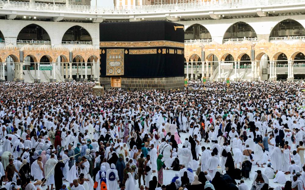 saudi-arabia-to-allow-one-million-hajj-pilgrims-this-year