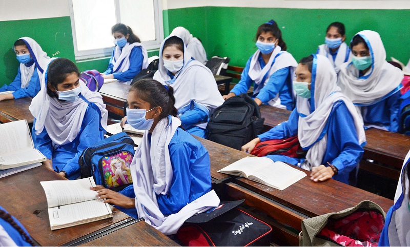 sindh-punjab-may-consider-shutting-schools-only-in-coronavirus-hotspots