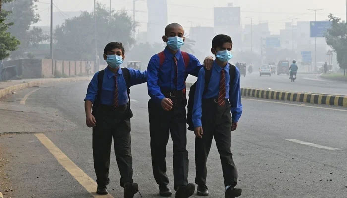 smog-emergency-punjab-announces-closure-of-schools-till-nov-17