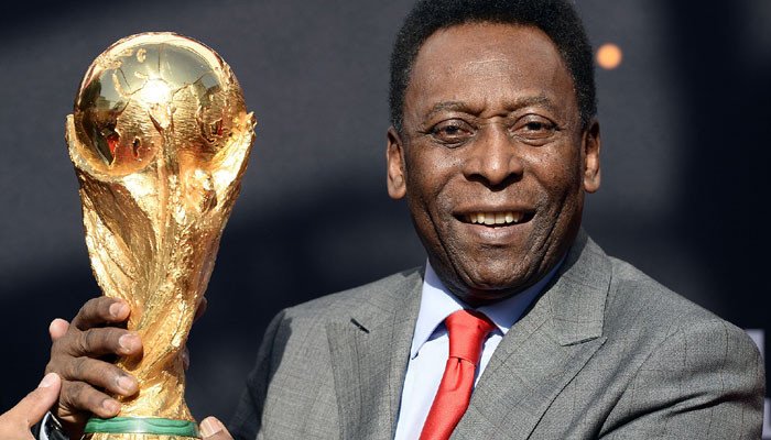 soccer-legend-pele-discharged-from-hospital-after-two-weeks