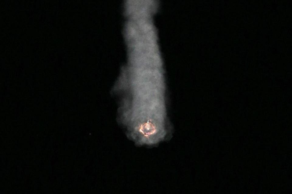 spacex-debris-discovered-in-australian-sheep-paddock